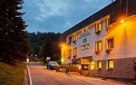 Pension & Restaurace Zeleny Mlyn Zacler